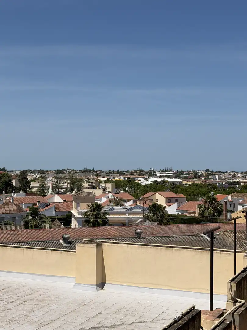 Flat for sale in Calle San Luis, 5, Ayuntamiento - Barrio Alto Exterior view of Flat for sale in Sanlúcar de Barrameda with Heating, Parquet flooring and Terrace