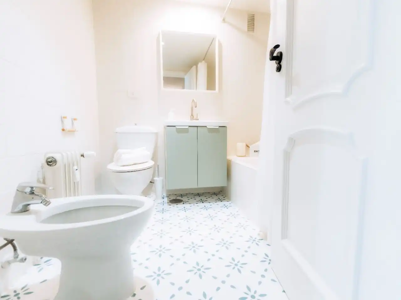 Flat for sale in Calle de Iturrama, 10, Iturrama Bathroom of Flat for sale in Pamplona / Iruña with Heating, Terrace and Community parking