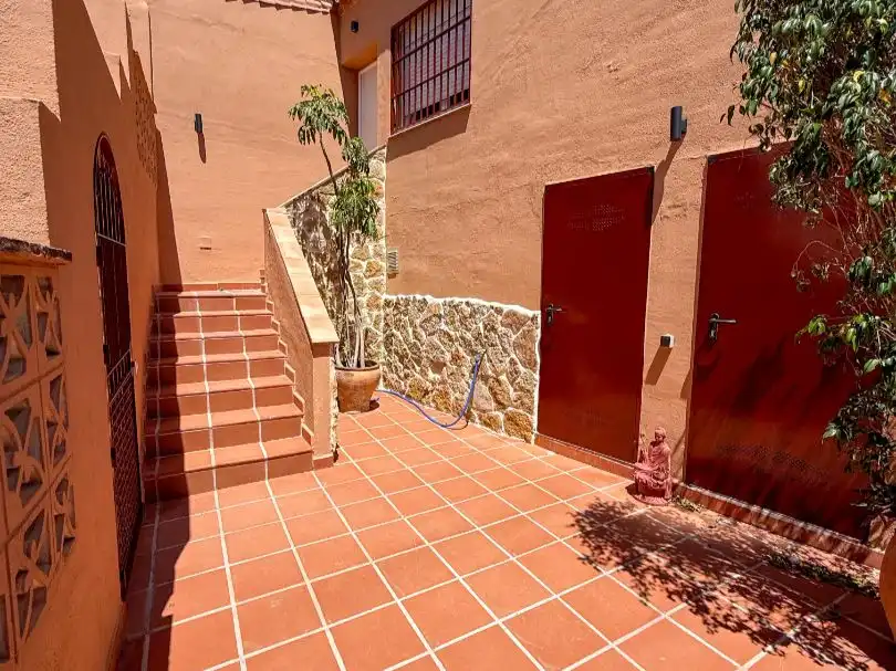 Piso de alquiler en Calle Hermanos Álvarez Quintero, 32, La Cala del Moral