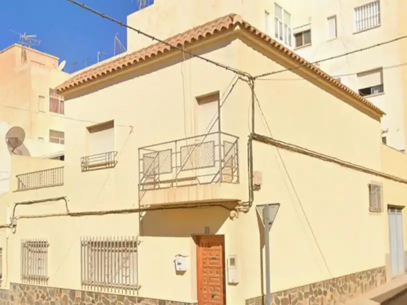 Vista exterior de Dúplex en venta en Berja con Terraza, Trastero y Amueblado