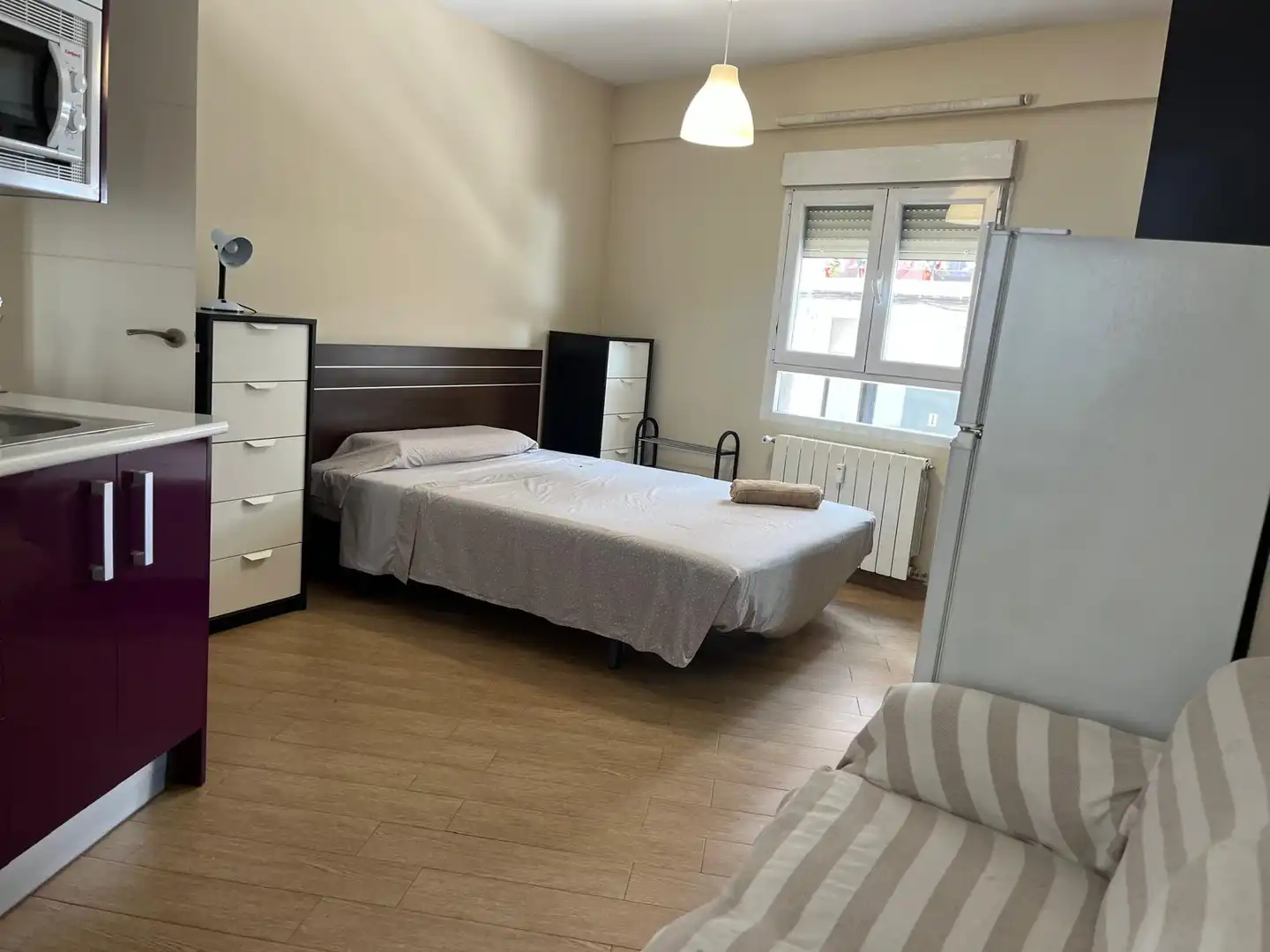 Dormitori de Loft de lloguer en Cuenca amb Calefacció i Moblat