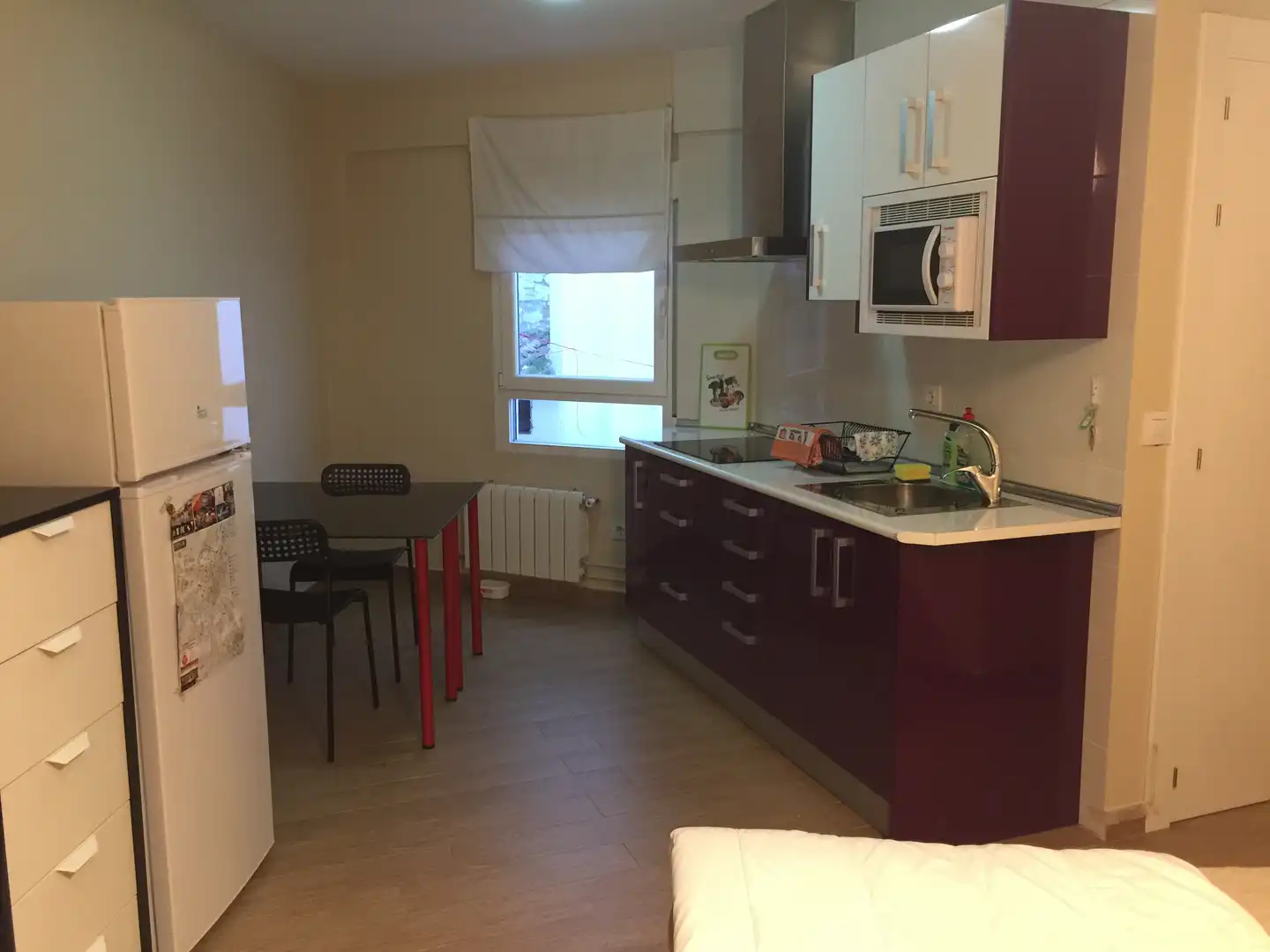 Cuina de Loft de lloguer en Cuenca amb Calefacció i Moblat