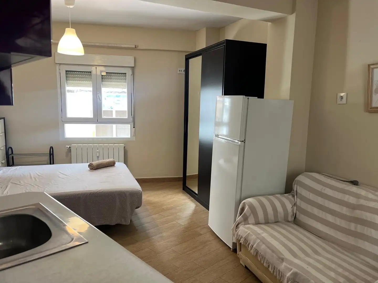 Dormitori de Loft de lloguer en Cuenca amb Calefacció i Moblat