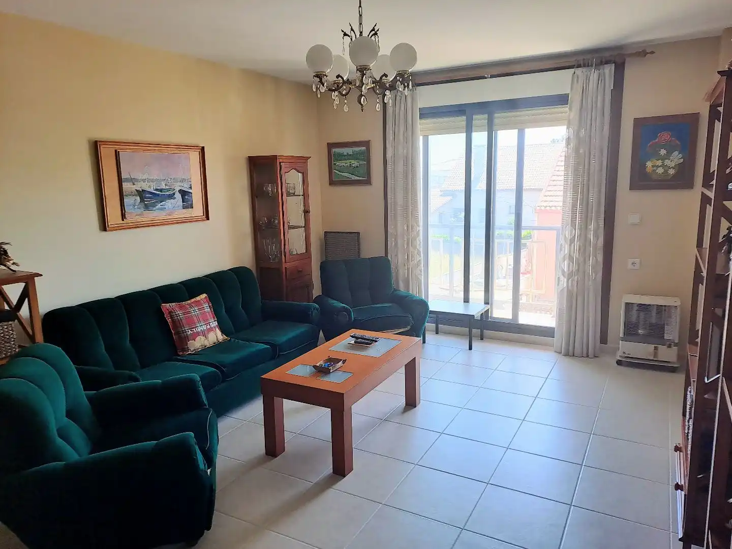 Flat for sale in Rúa Pinisqueira, 40, Aguiño Living room of Flat for sale in Ribeira with Heating, Terrace and Storage room