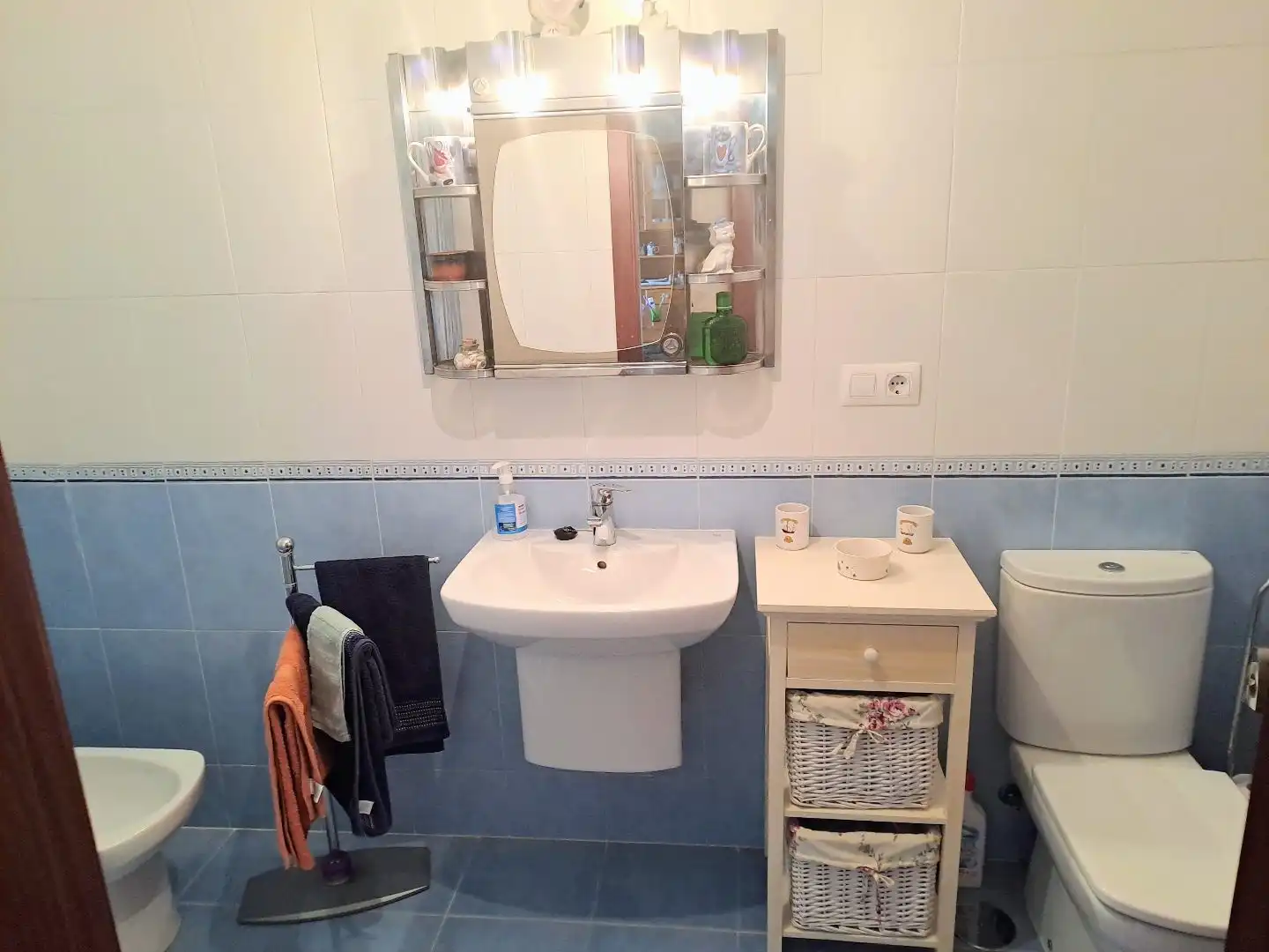 Flat for sale in Rúa Pinisqueira, 40, Aguiño Bathroom of Flat for sale in Ribeira with Heating, Terrace and Storage room