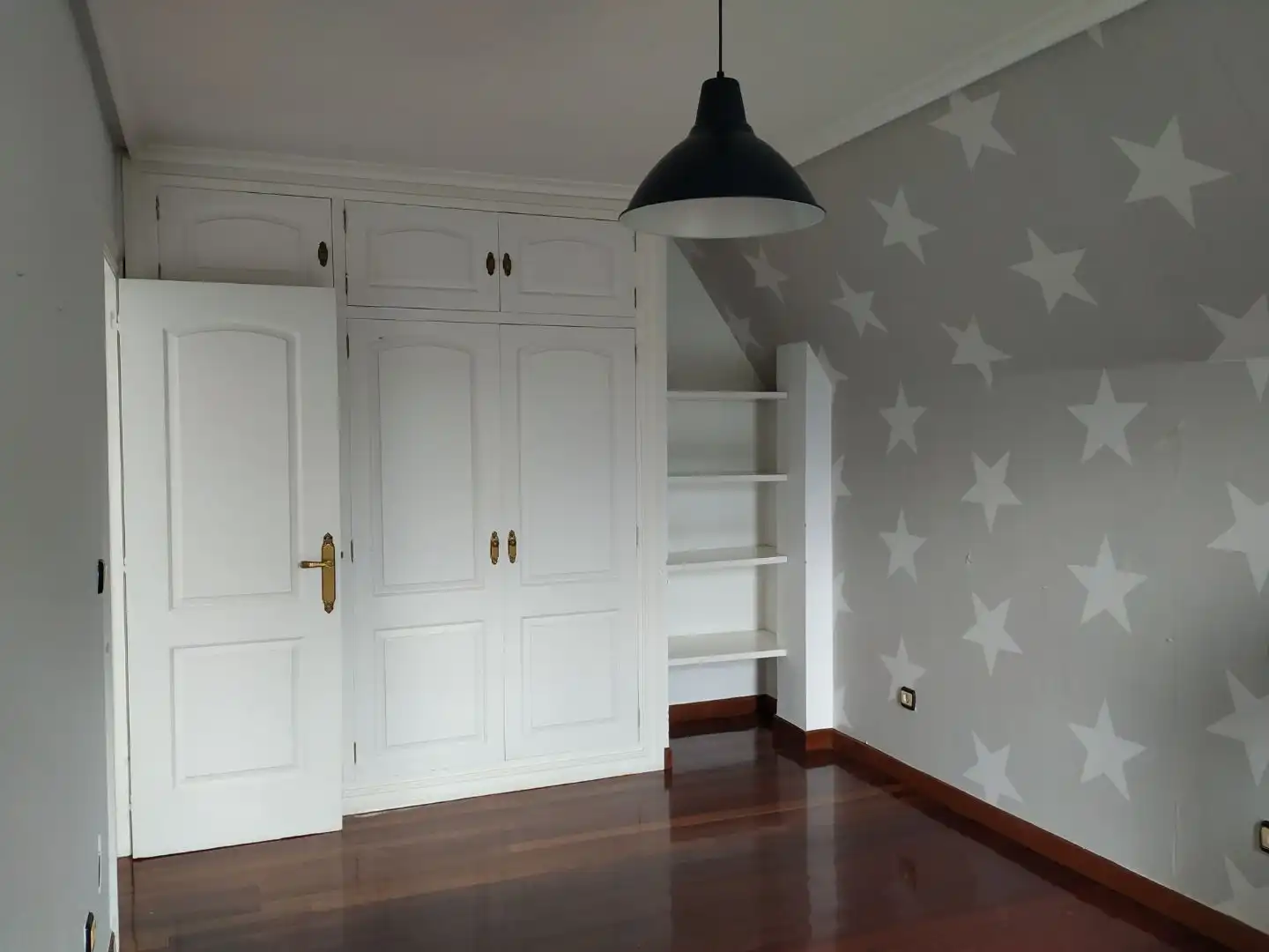 Einfamilien-Reihenhaus zum Verkauf in Arce Schlafzimmer von Einfamilien-Reihenhaus zum Verkauf in Piélagos mit Heizung, Privatgarten und Parkett