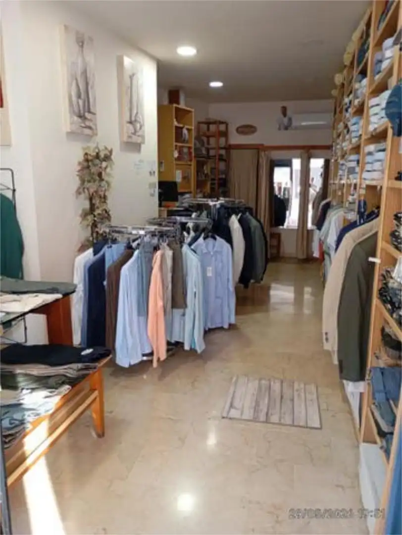 Commercial properties for rent in Utrera  with Air Conditioner