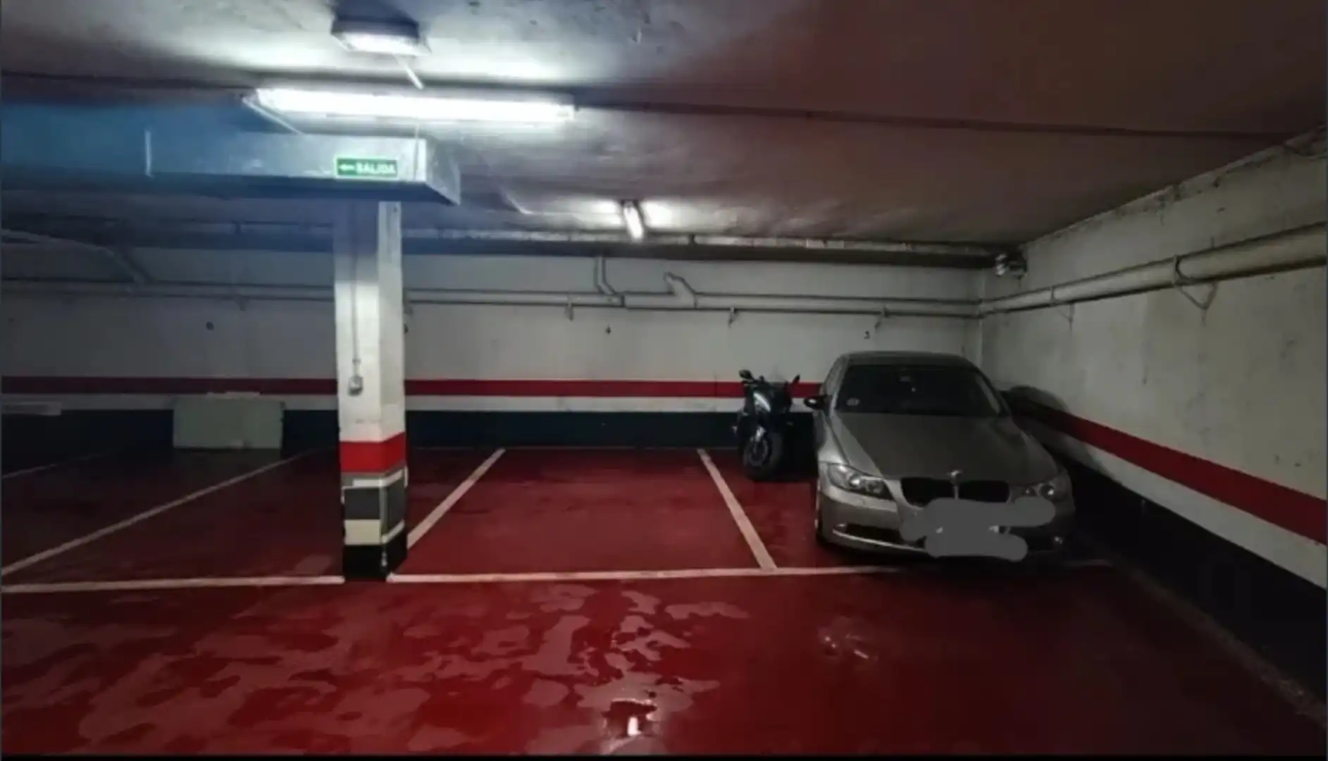 Garatge de lloguer a Calle Obispo Cuadrillero, 24, San Mamés - La Palomera Aparcament de Garatge de lloguer en León Capital