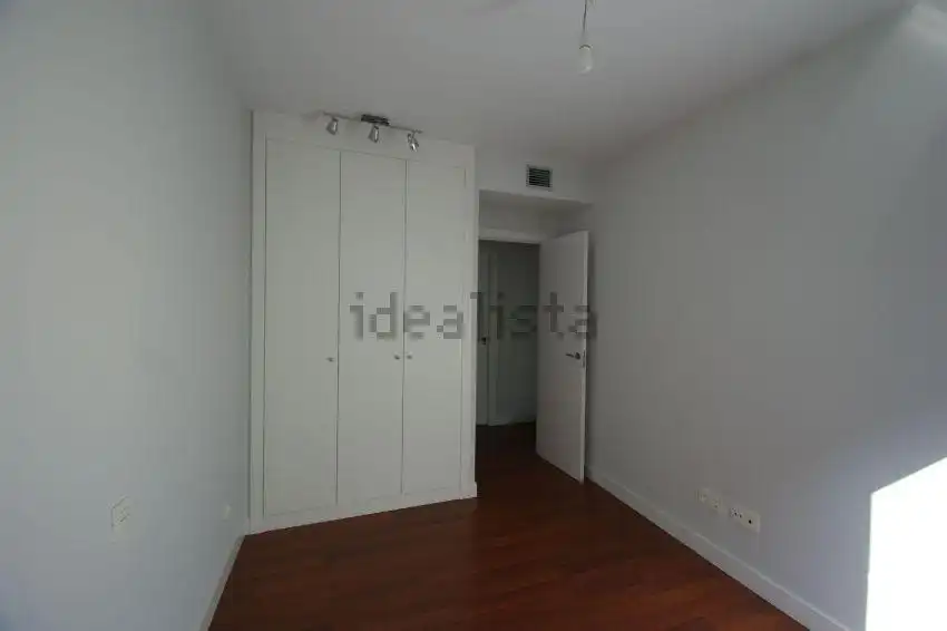 Flat for sale in Calle de Cirauqui, 6, Las Tablas Bedroom of Flat for sale in Madrid with Air Conditioner, Heating and Private garden