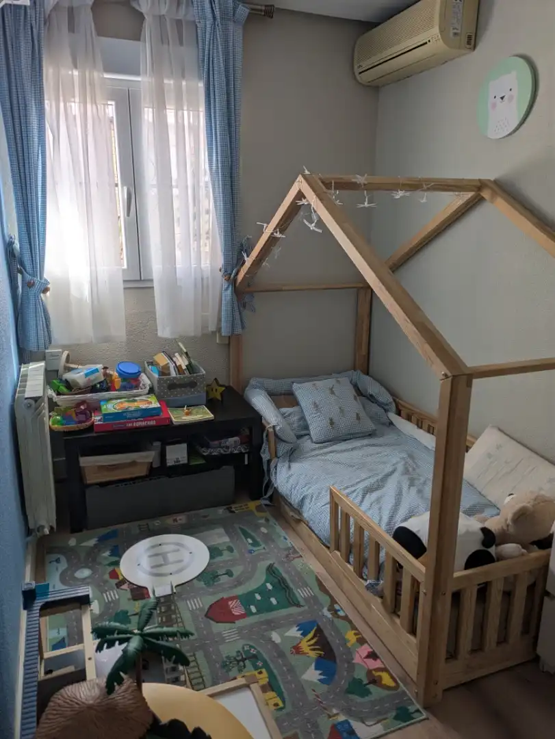 Casa o xalet en venda a Calle de Badalona, 20, Tres Olivos - Valverde Dormitori de Casa o xalet en venda en Madrid amb Aire condicionat, Calefacció i Jardí privat