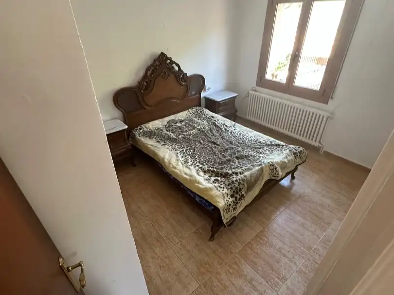 Houses for sale in Passeig de Sant Joan Bosco, Pont Major - Pedret - Campdorà Bedroom of Houses for sale in Girona with Private garden, Terrace and Storage room