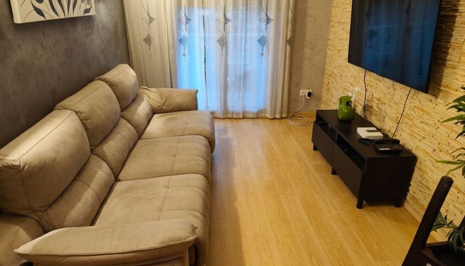 Piso en venta en Carrer D'irlanda, 77, Can Mariner, Santa Coloma de Gramenet - imagen 1 Foto 1 de Piso en venta en Carrer D'irlanda, 77, Can Mariner, Santa Coloma de Gramenet