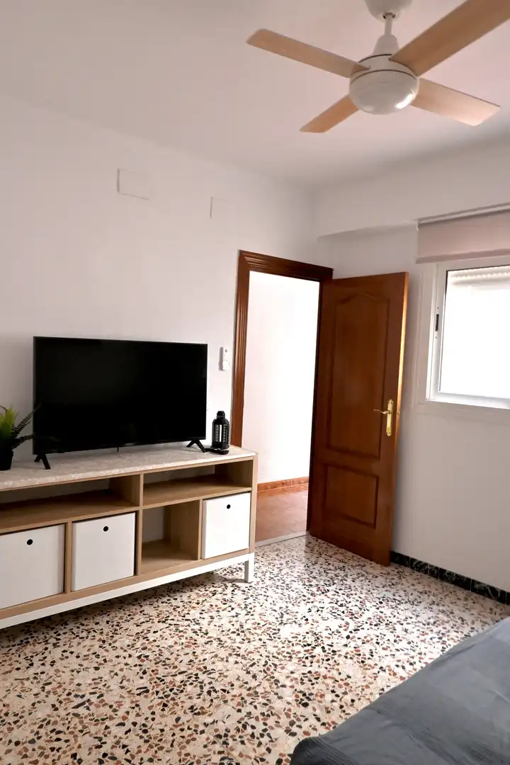 Flat for share in Almería  with Air Conditioner and Furnished