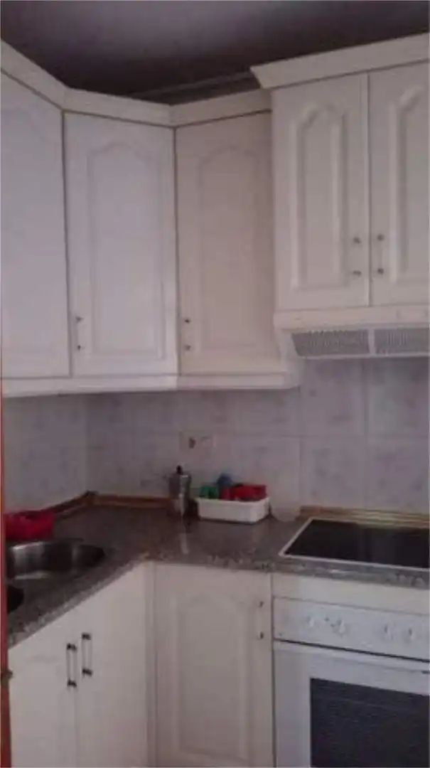 Flat for rent in Los Pinos - El Pilar Kitchen of Flat for rent in Plasencia with Heating, Terrace and Furnished