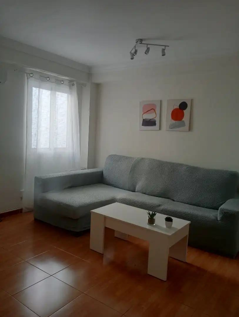 Sala de estar de Piso de alquiler en Córdoba con Aire acondicionado, Amueblado y Horno