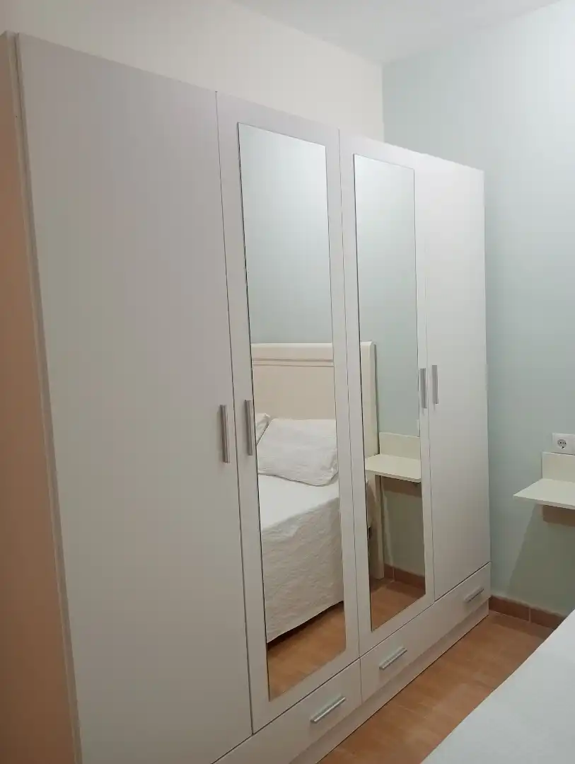 Habitación de Piso de alquiler en Córdoba con Aire acondicionado, Amueblado y Horno