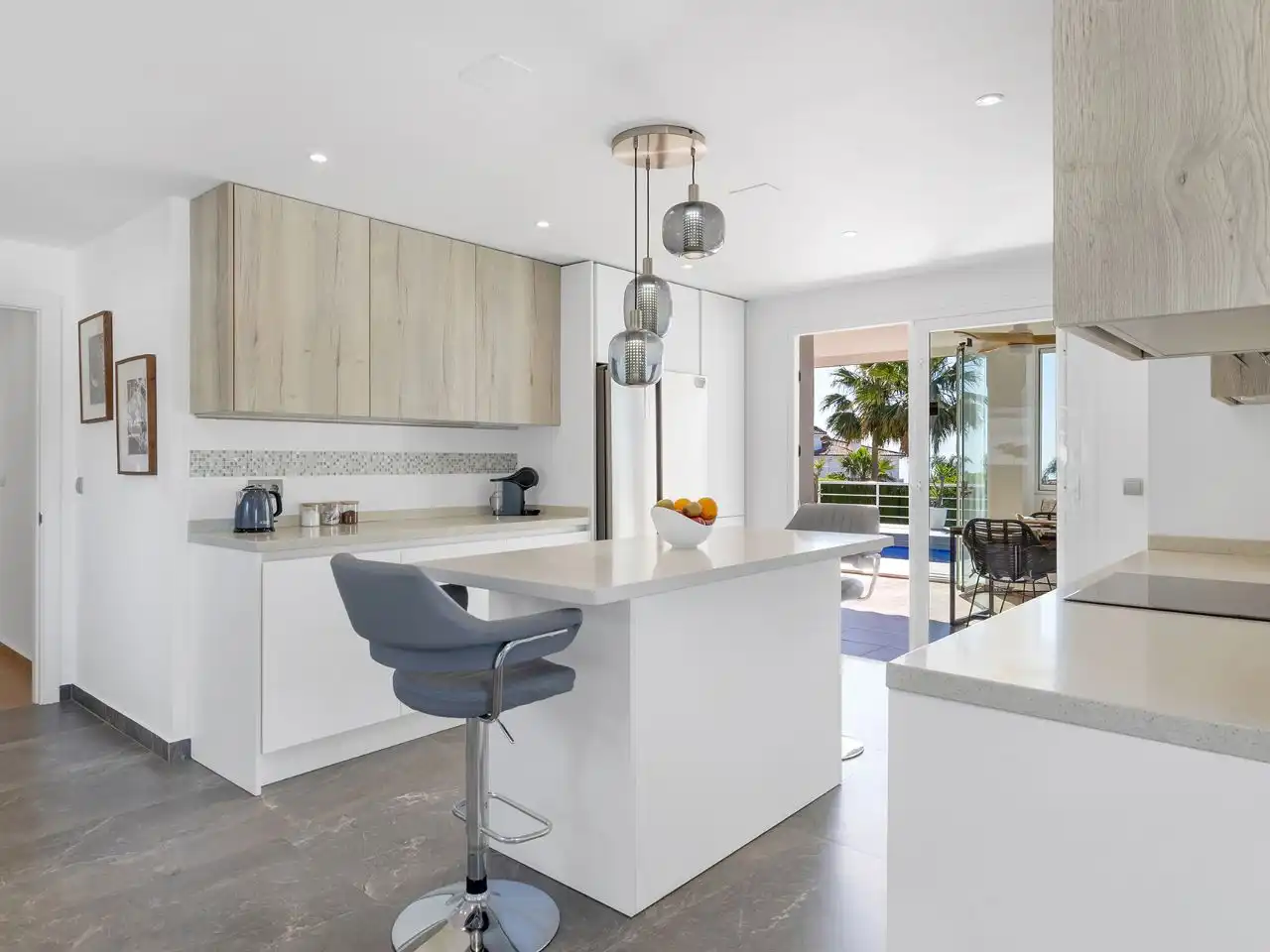 Country homes for sale in Guadalobón Kitchen of Country homes for sale in Estepona with Air Conditioner, Heating and Private garden