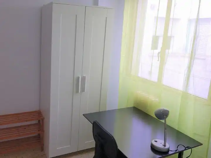 Wohnung zur Miete in Avenida de Portugal, 110, Salesas Schlafzimmer von Wohnung zur Miete in Salamanca mit Heizung, Parkett und Möbliert