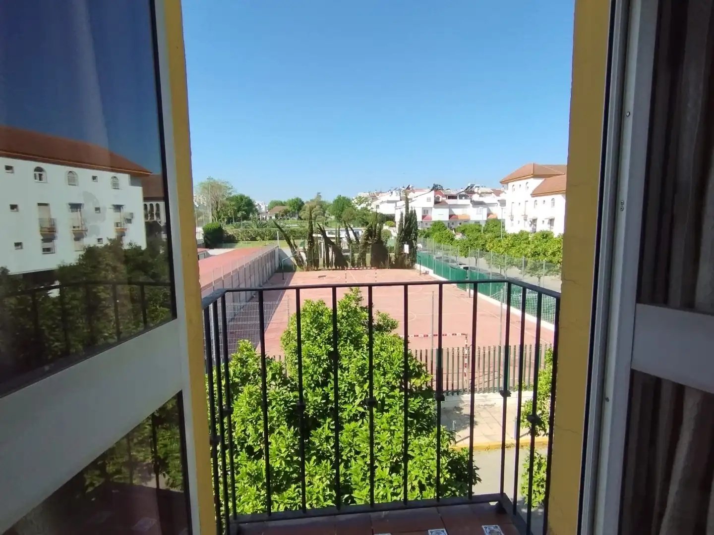 Piso en venta en Calle Cerro de la Atalaya, 9, Lepanto Vista exterior de Piso en venta en Mairena del Aljarafe con Trastero y Balcón