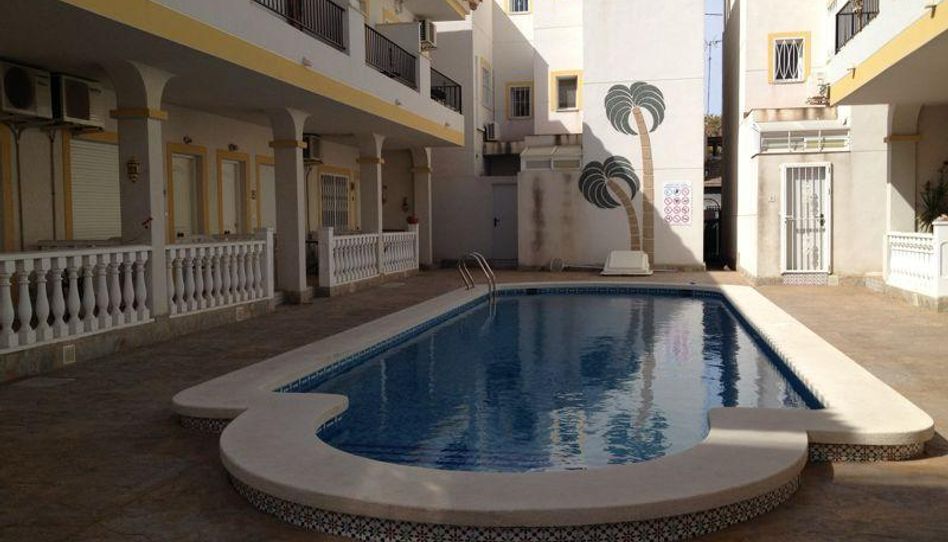 Dúplex en venda a Avenida Callosa Segura, 10, Catral, Alicante - imatge 1 Foto 1 de Dúplex en venda a Avenida Callosa Segura, 10, Catral, Alicante