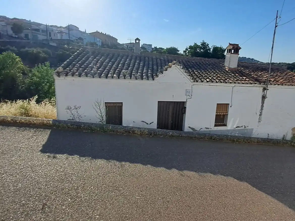 Casa o chalet en venta en Calleja Molinos, 1, Valencia de Alcántara Vista exterior de Casa o chalet en venta en Valencia de Alcántara con Jardín privado y Terraza