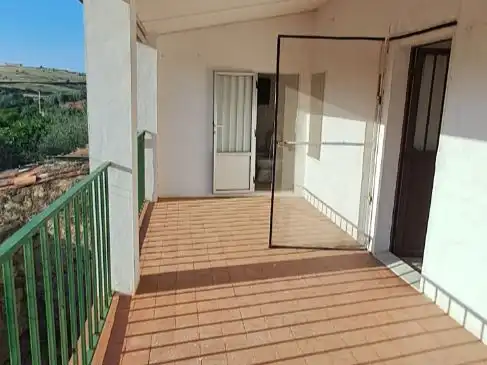 Casa o chalet en venta en Calleja Molinos, 1, Valencia de Alcántara Terraza de Casa o chalet en venta en Valencia de Alcántara con Jardín privado y Terraza