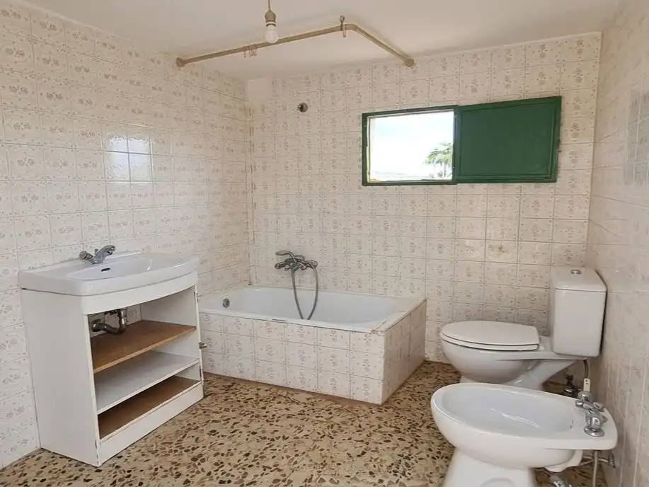 Casa o chalet en venta en Calleja Molinos, 1, Valencia de Alcántara Baño de Casa o chalet en venta en Valencia de Alcántara con Jardín privado y Terraza