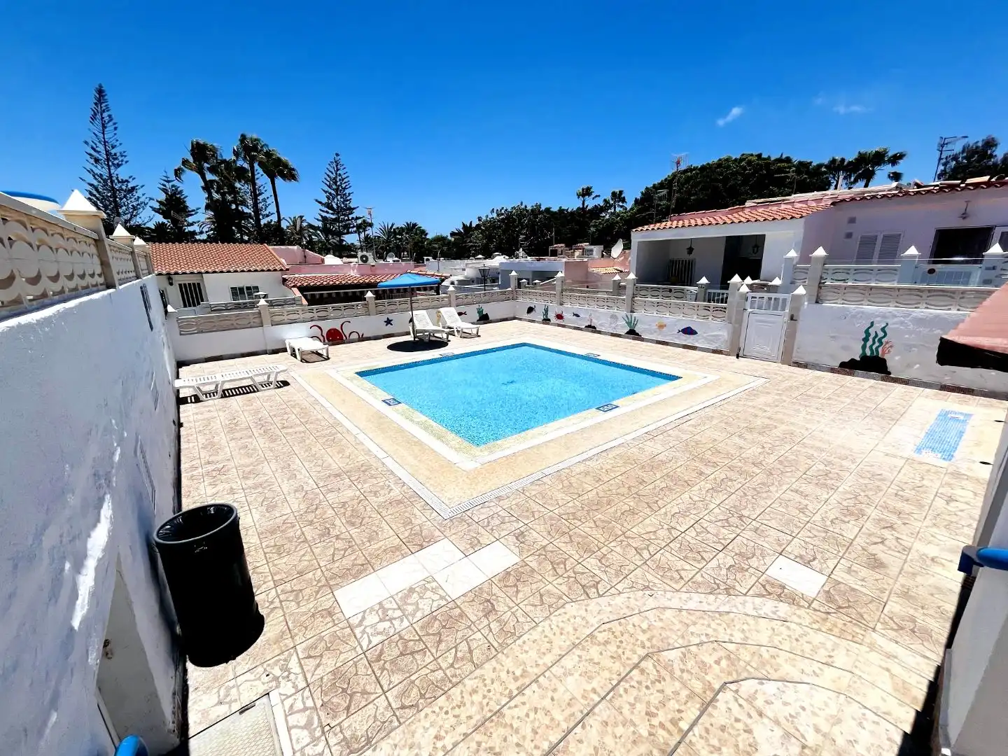 Vista exterior de Casa o chalet en venta en Arona con Aire acondicionado y Terraza