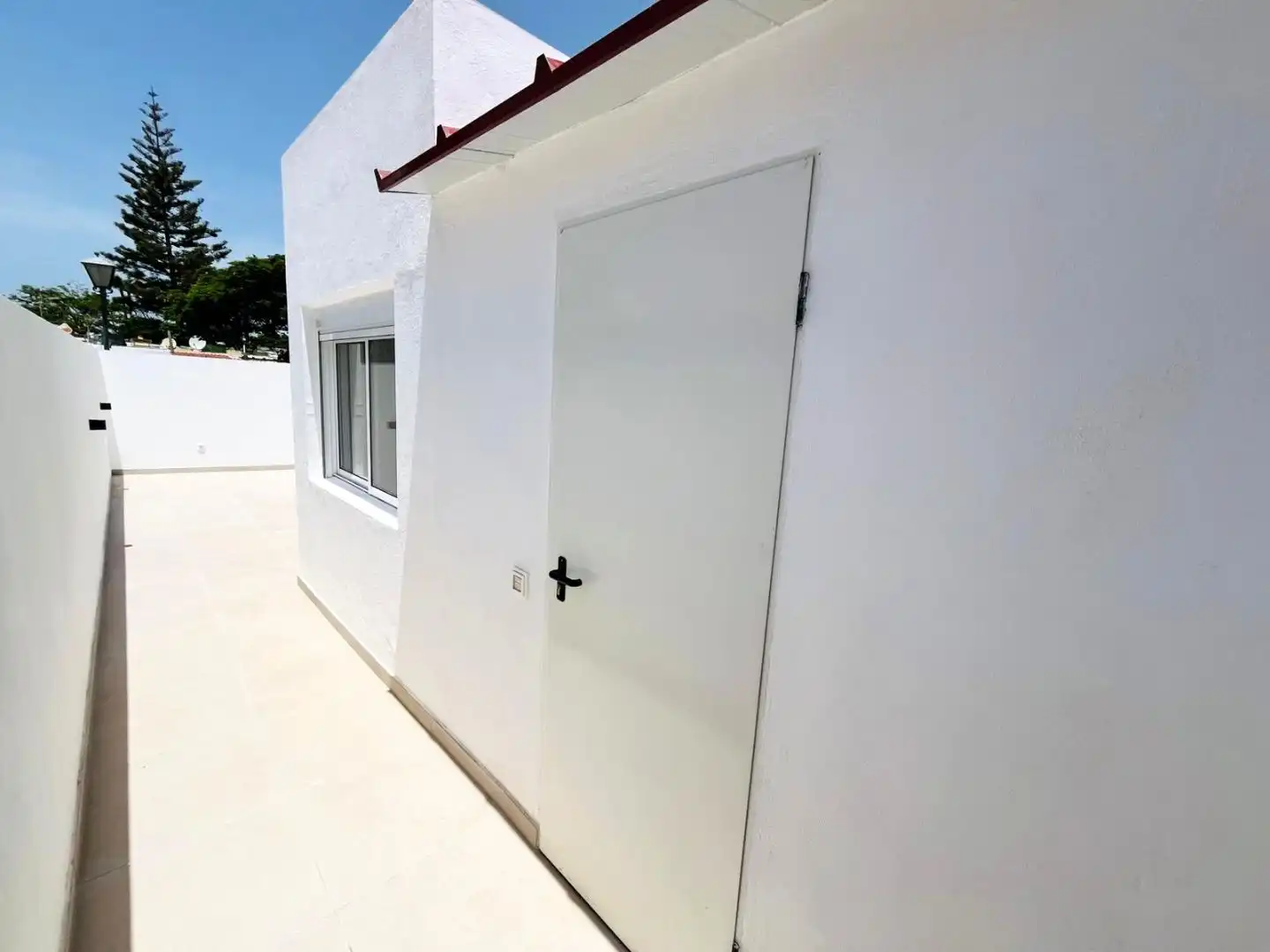 Vista exterior de Casa o chalet en venta en Arona con Aire acondicionado y Terraza