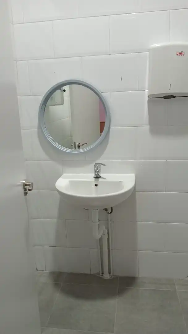 Bany de Local de lloguer en Talavera de la Reina