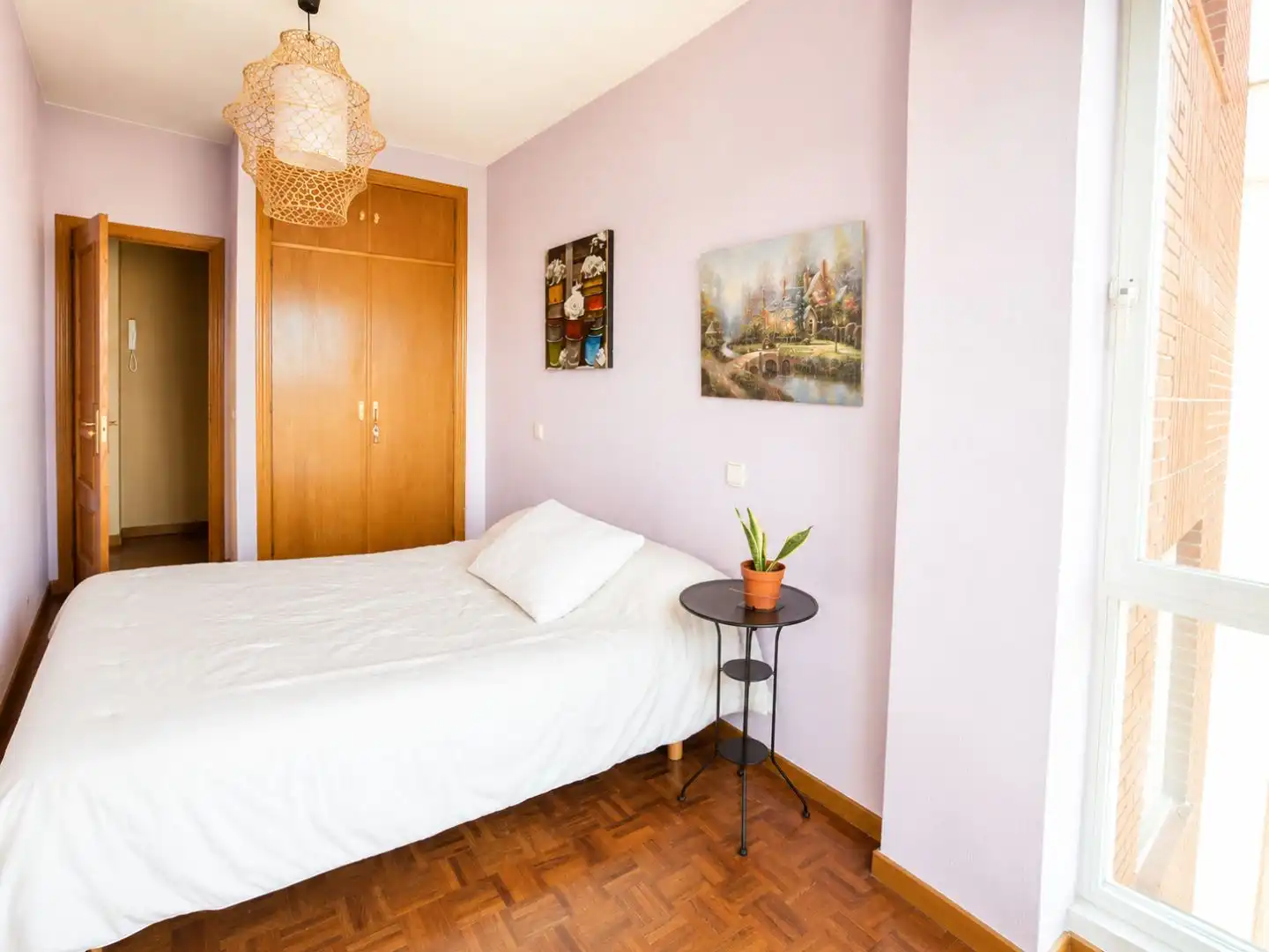 Bedroom of Flat for sale in  Madrid Capital