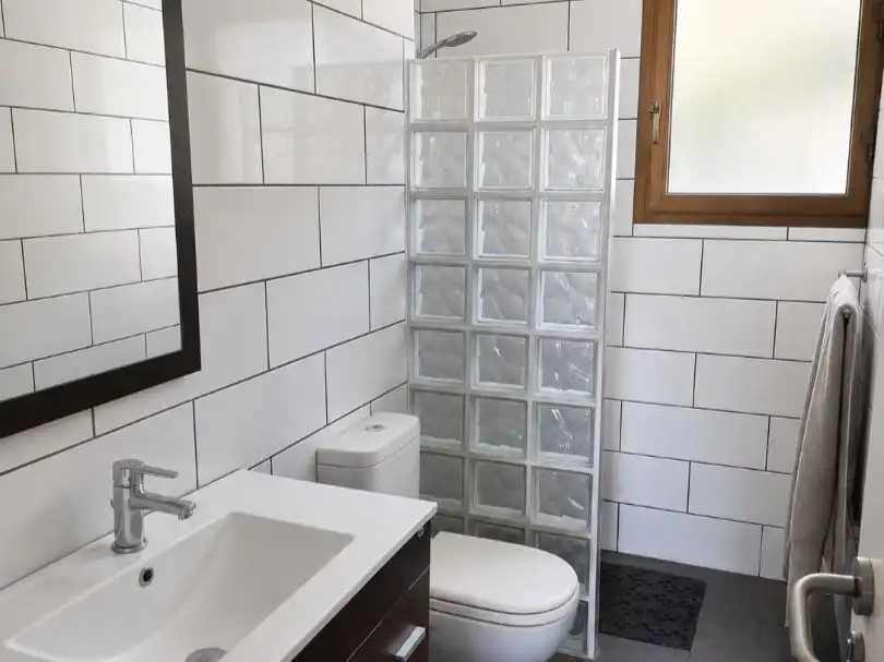 Houses for sale in Carrer de la Mora, 3, El Montgó Bathroom of Houses for sale in Dénia with Air Conditioner, Heating and Private garden