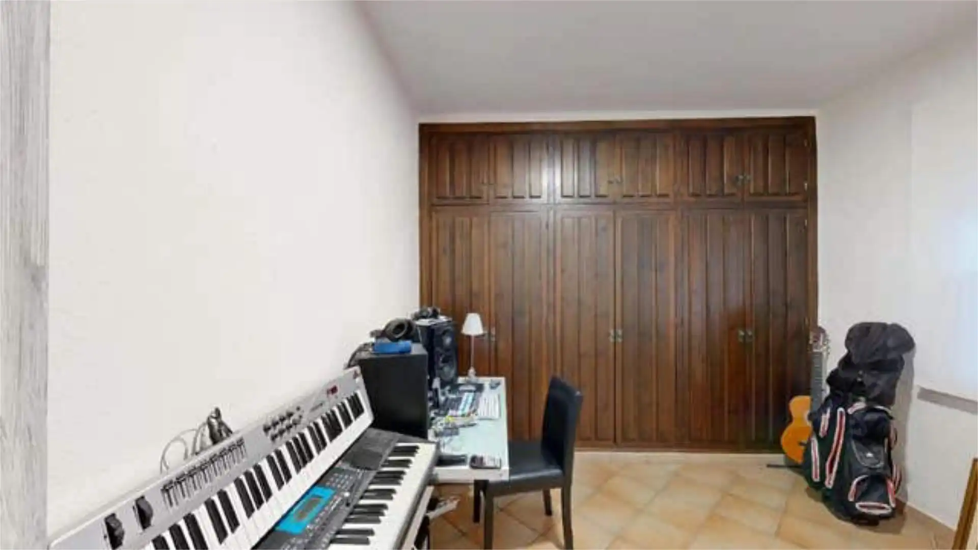 Casa adosada en venta en Buenas Noches Casa adosada en venta en Estepona con Terraza y Piscina