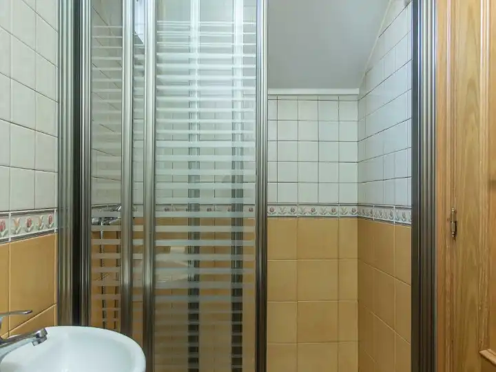 Houses for sale in Lugar Cances, 28, A Coruña Capital Bathroom of Houses for sale in A Coruña Capital with Terrace and Balcony