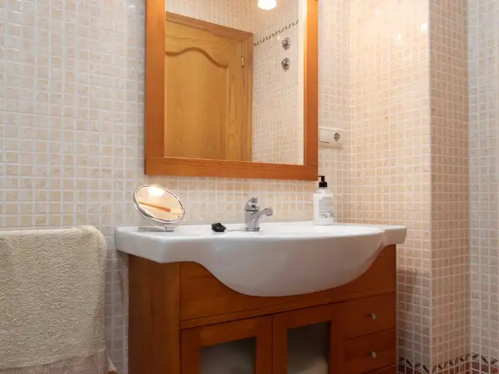 Houses for sale in Lugar Cances, 28, A Coruña Capital Bathroom of Houses for sale in A Coruña Capital with Terrace and Balcony
