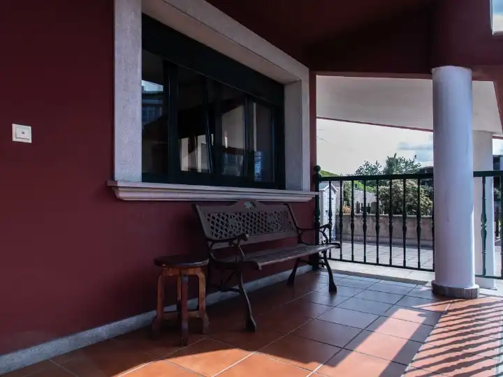 Houses for sale in Lugar Cances, 28, A Coruña Capital Terrace of Houses for sale in A Coruña Capital with Terrace and Balcony