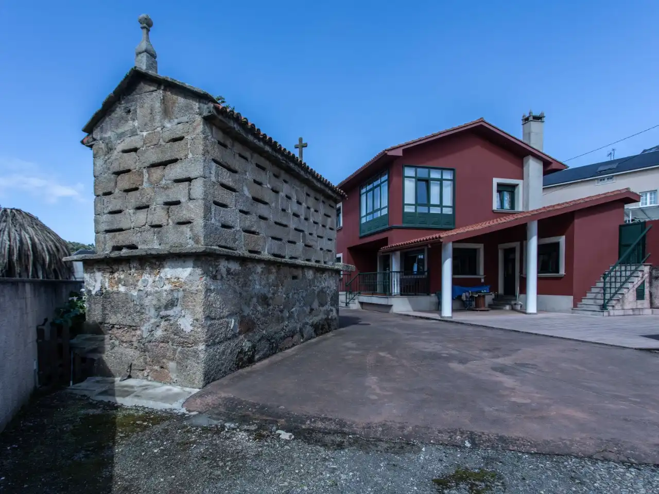 Houses for sale in Lugar Cances, 28, A Coruña Capital Exterior view of Houses for sale in A Coruña Capital with Terrace and Balcony