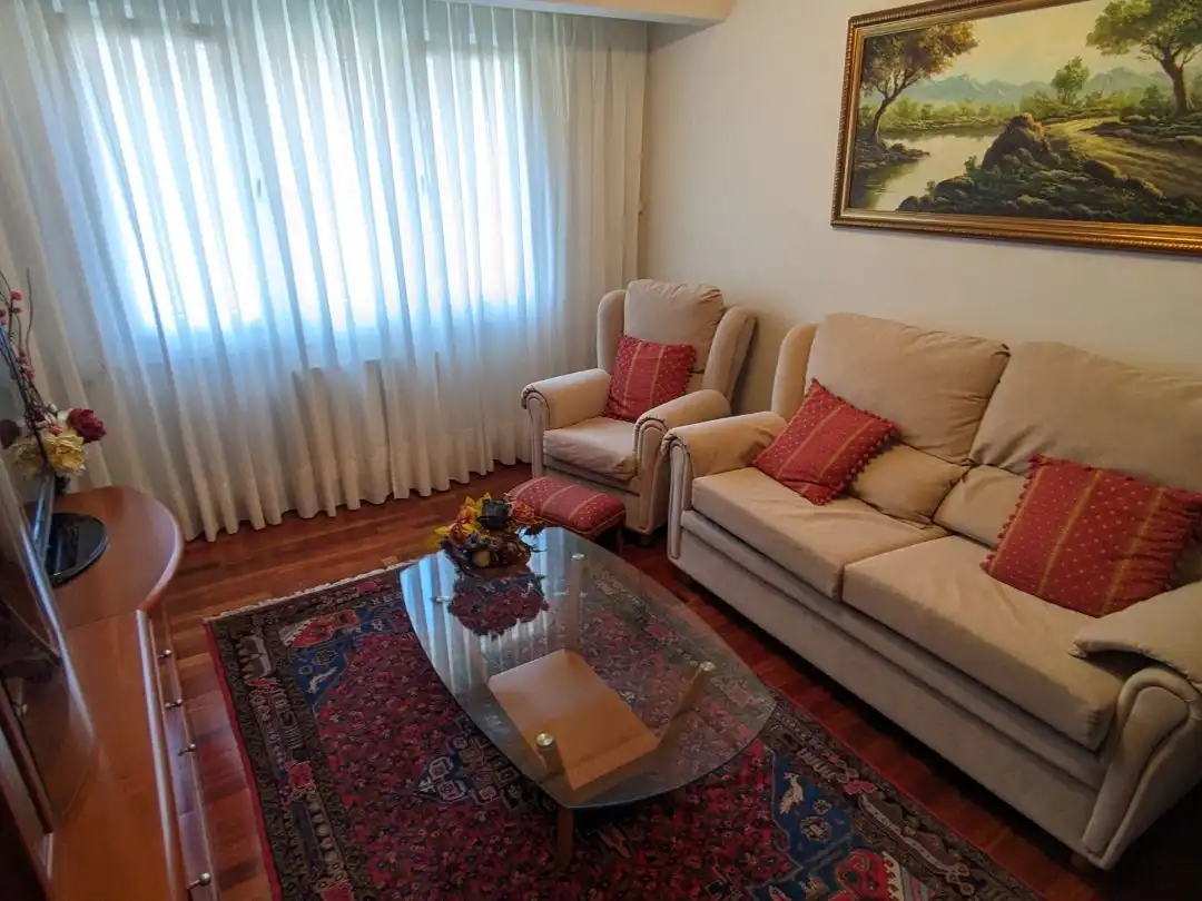 Piso en venta en Bailen Kalea, 3, Azeta - Abatxolo Sala de estar de Piso en venta en Portugalete con Balcón