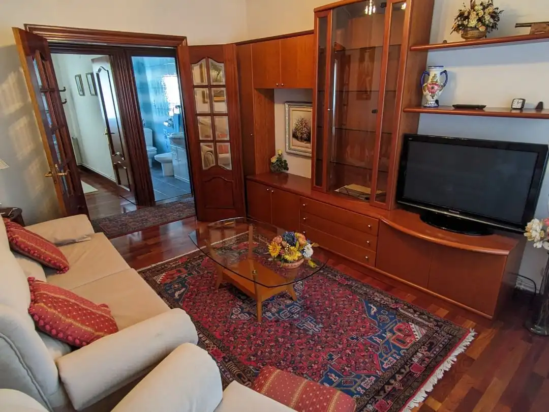 Piso en venta en Bailen Kalea, 3, Azeta - Abatxolo Sala de estar de Piso en venta en Portugalete con Balcón