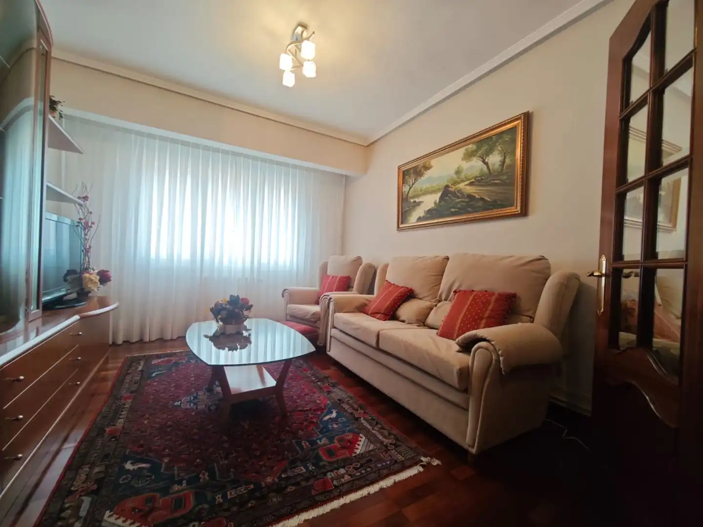 Piso en venta en Bailen Kalea, 3, Azeta - Abatxolo Sala de estar de Piso en venta en Portugalete con Balcón