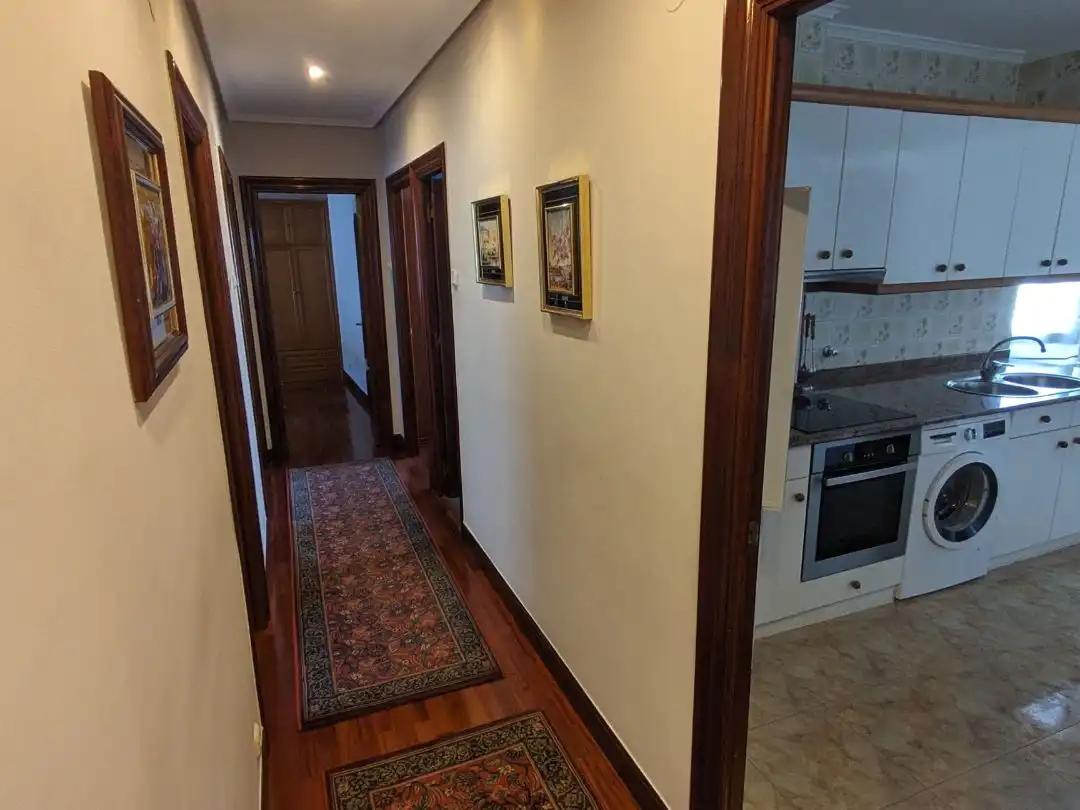 Piso en venta en Bailen Kalea, 3, Azeta - Abatxolo Piso en venta en Portugalete con Balcón