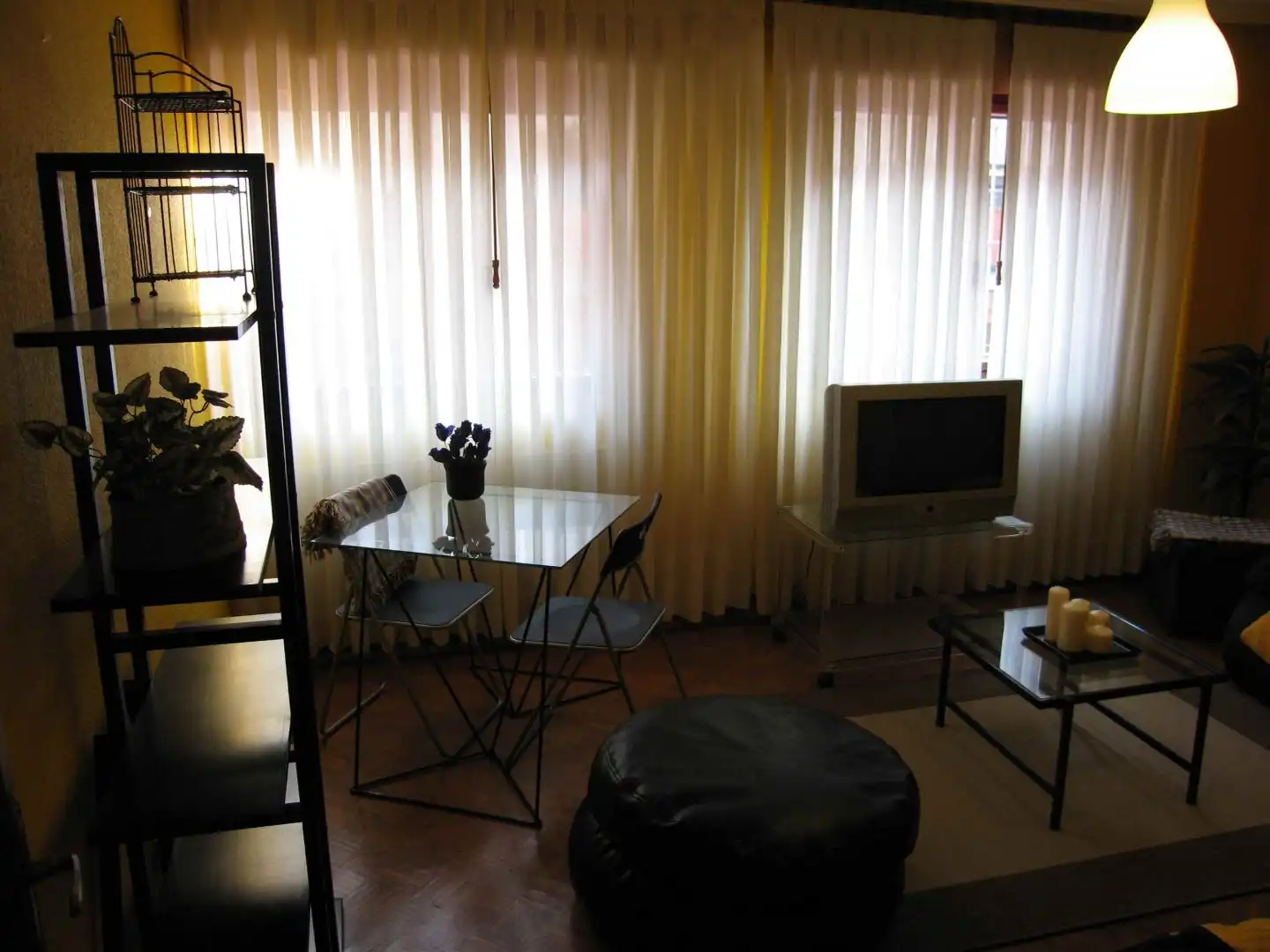 Wohnung zur Miete in Calle del General Elorza, 27, Salesas - Foncalada - Campoamor Wohnzimmer von Wohnung zur Miete in Oviedo