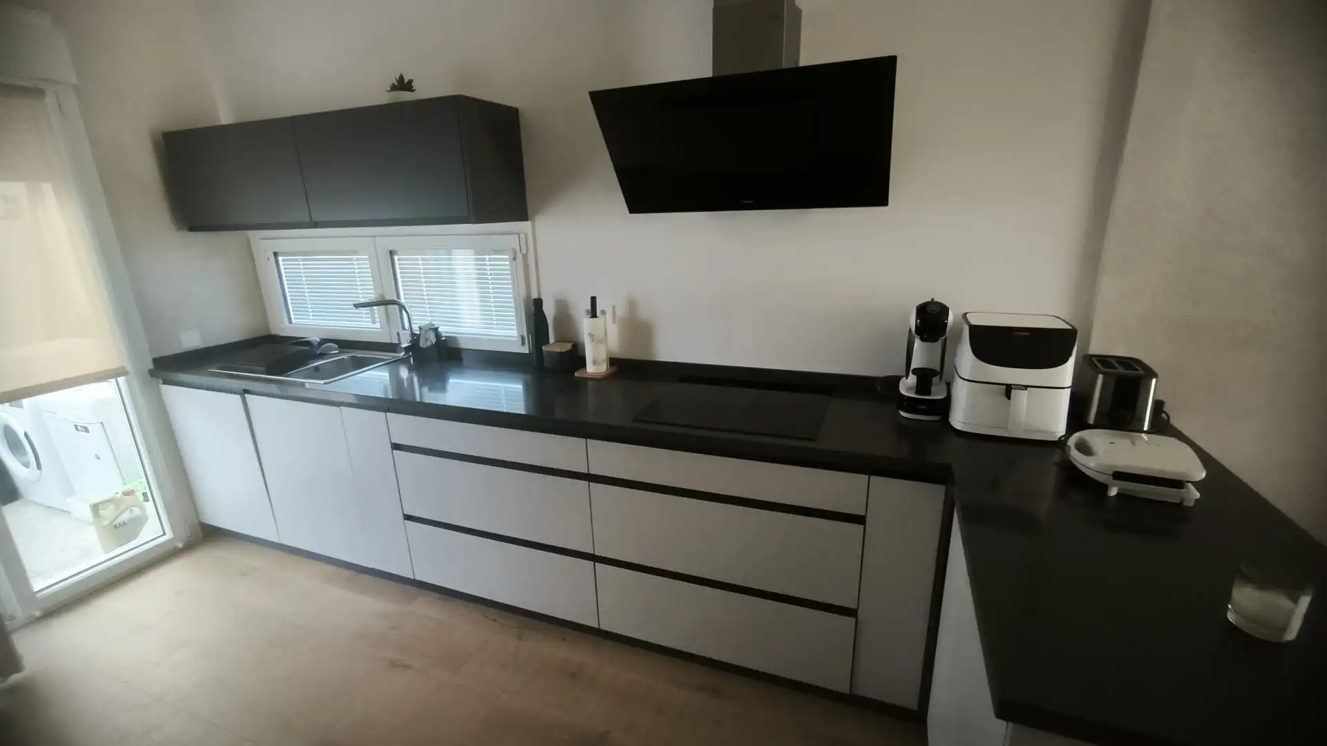 Einfamilien-Reihenhaus zum Verkauf in Avenida Arboleda, 122, Lepe Küche von Einfamilien-Reihenhaus zum Verkauf in Lepe mit Klimaanlage und Terrasse