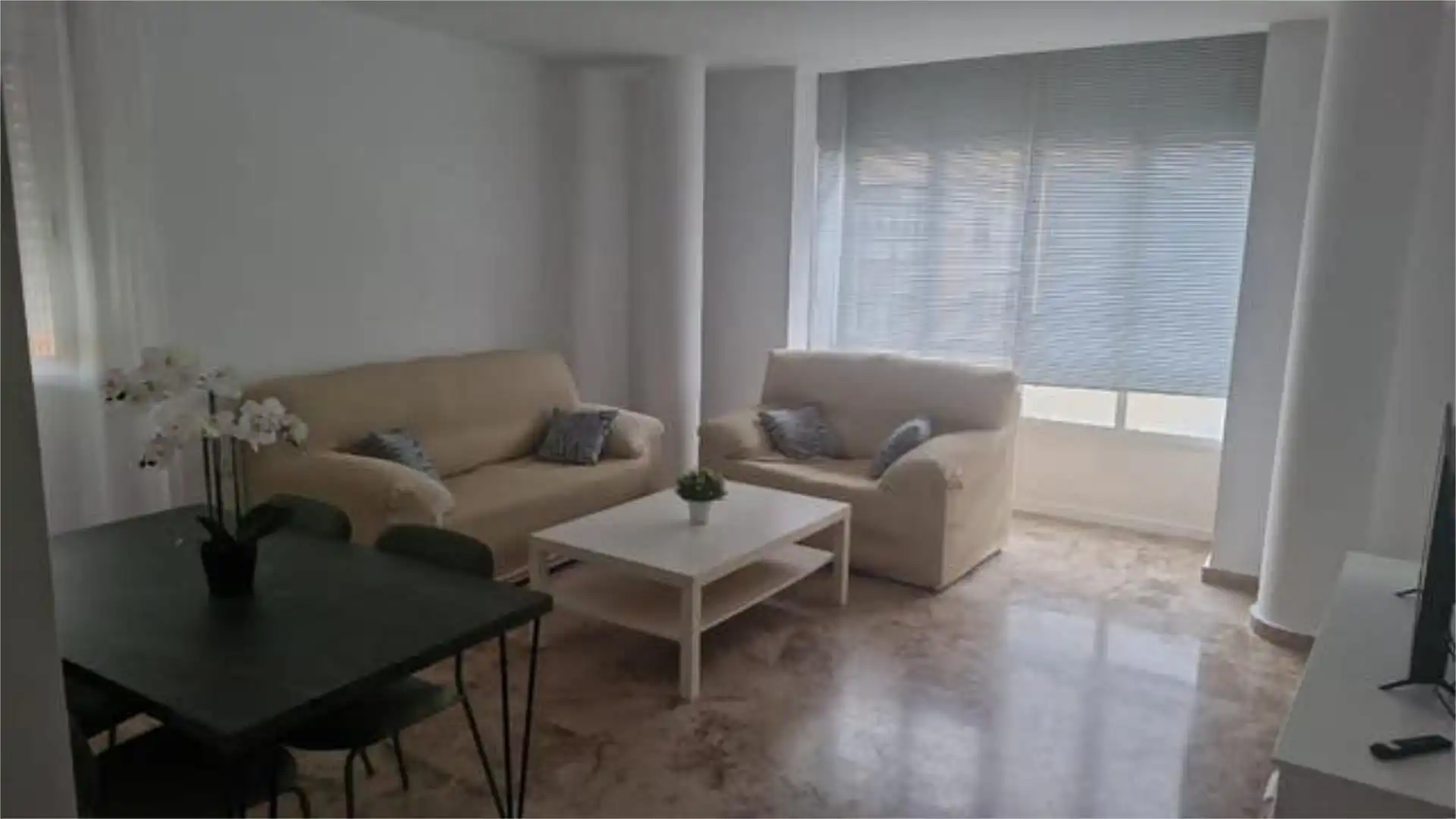 Sala de estar de Piso de alquiler en Huércal-Overa con Calefacción, Terraza y Amueblado