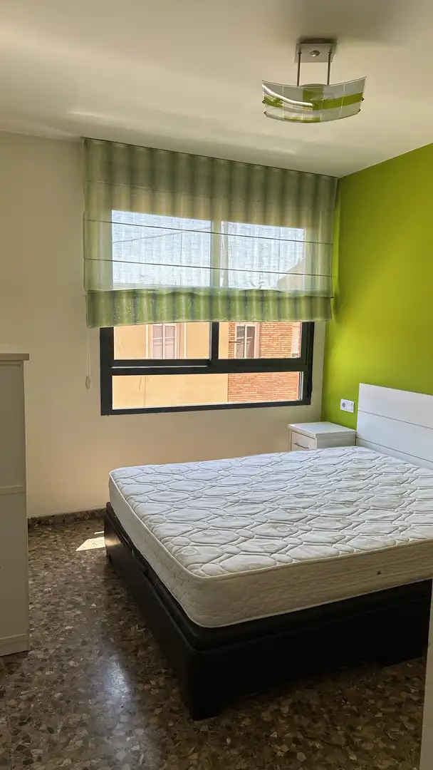 Piso de alquiler en Calle Huesca, 27, Estadio Castalia Habitación de Piso de alquiler en Castellón de la Plana / Castelló de la Plana con Calefacción, Trastero y Amueblado