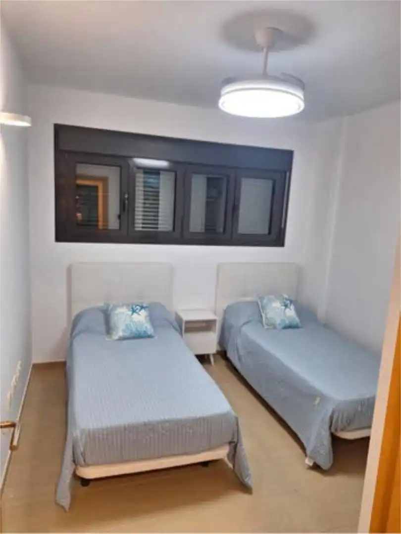 Piso de alquiler en El Puerto - Romanilla Habitación de Piso de alquiler en Roquetas de Mar