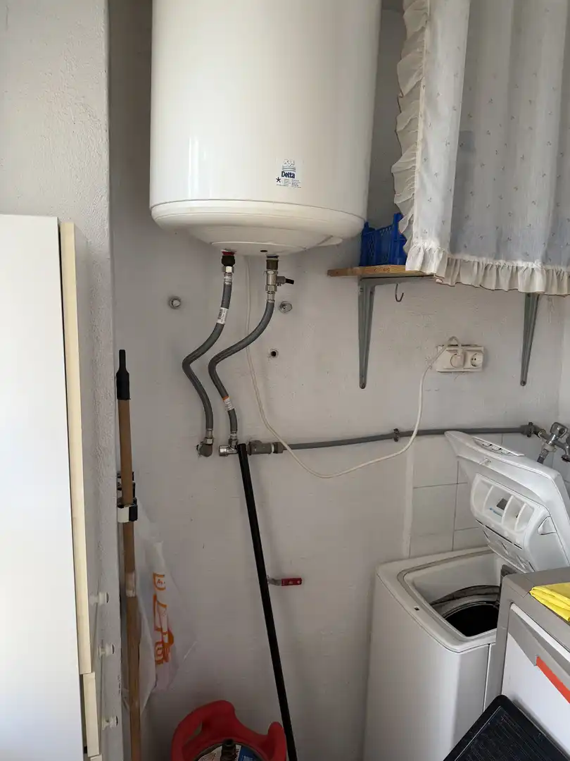 Apartamento de alquiler en Carrer Gandia, 4, Daimús Baño de Apartamento de alquiler en Daimús con Aire acondicionado, Calefacción y Jardín privado