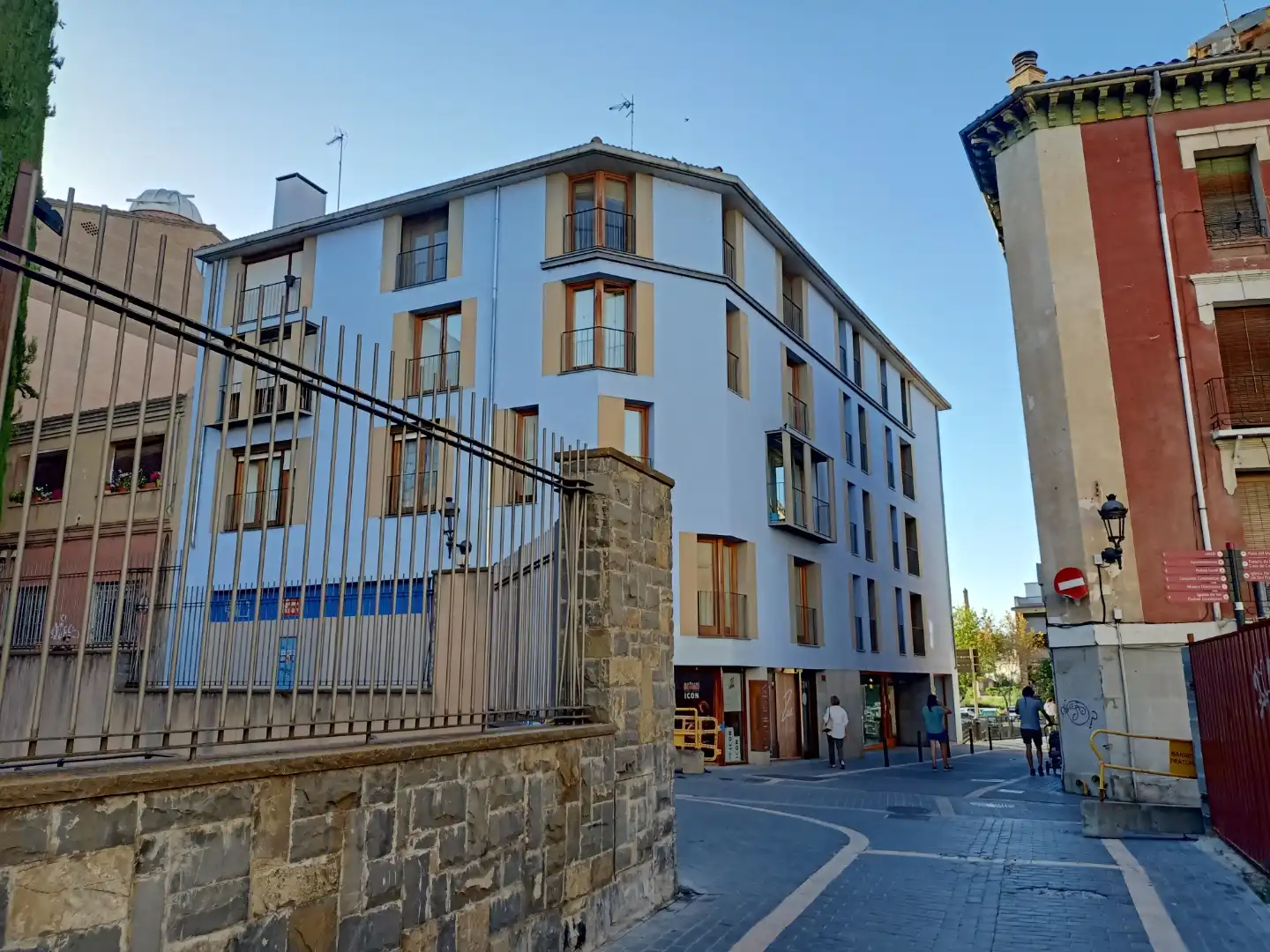 Vista exterior de Trastero de alquiler en Barbastro