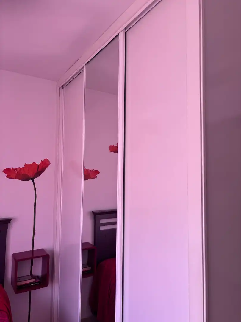 Wohnung zum Verkauf in Calle Gerbera, 2, La Banda - Campo de Fútbol Schlafzimmer von Wohnung zum Verkauf in Chiclana de la Frontera mit Klimaanlage und Balkon