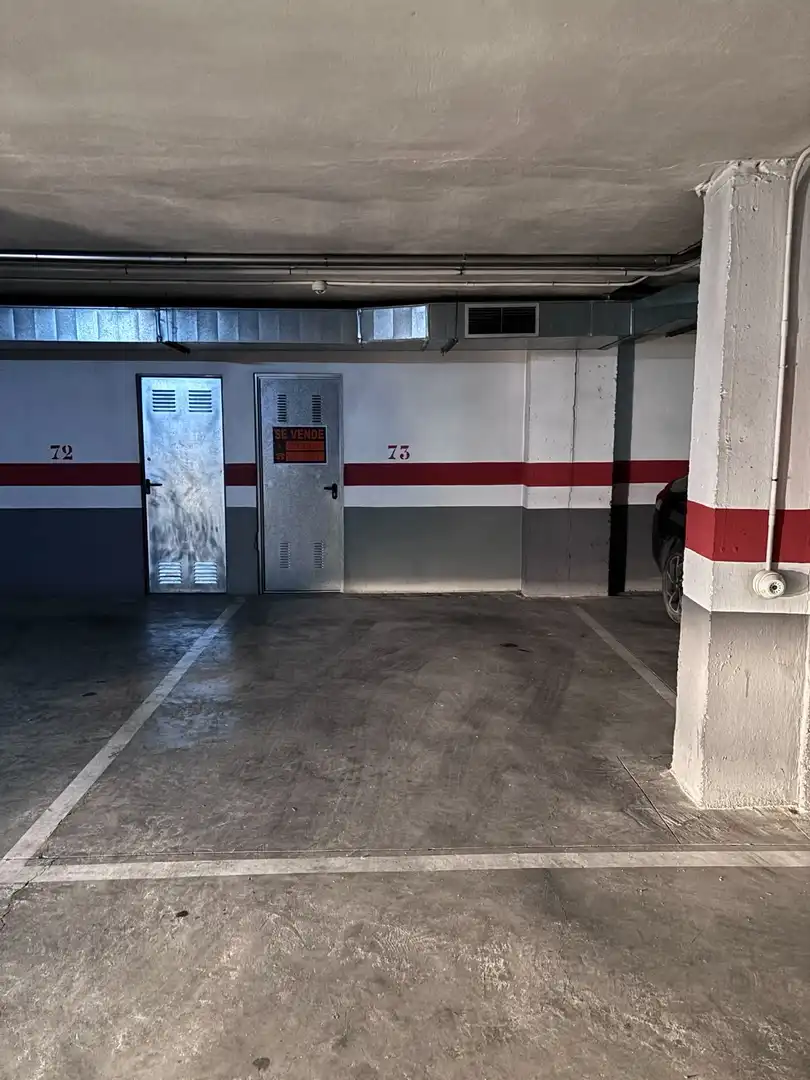 Wohnung zum Verkauf in Calle Gerbera, 2, La Banda - Campo de Fútbol Parkplatz von Wohnung zum Verkauf in Chiclana de la Frontera mit Klimaanlage und Balkon